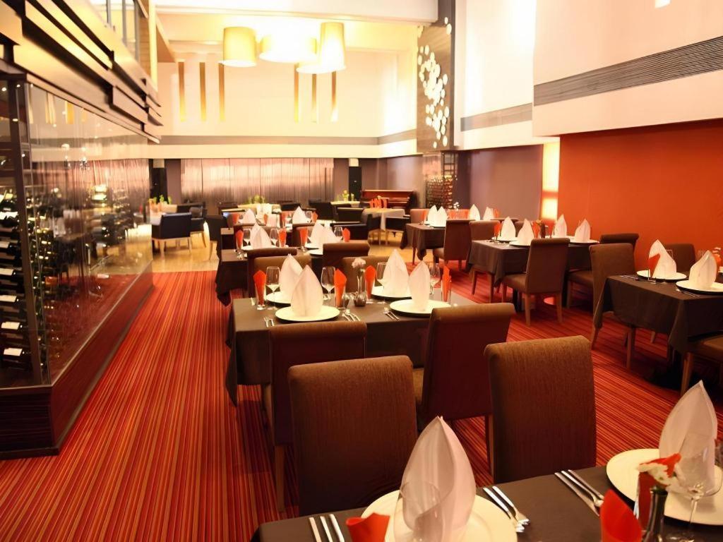 The Corporate Hotel And Convention Centre Улан-Батор Экстерьер фото